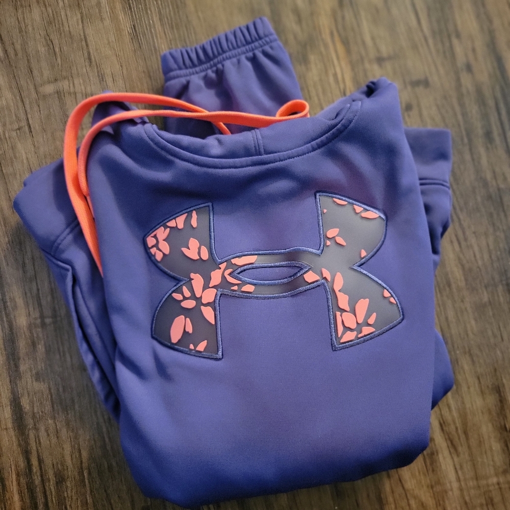 Under Armour Purplr Hoodie with Coral Details. Womens Size Medium - GUC